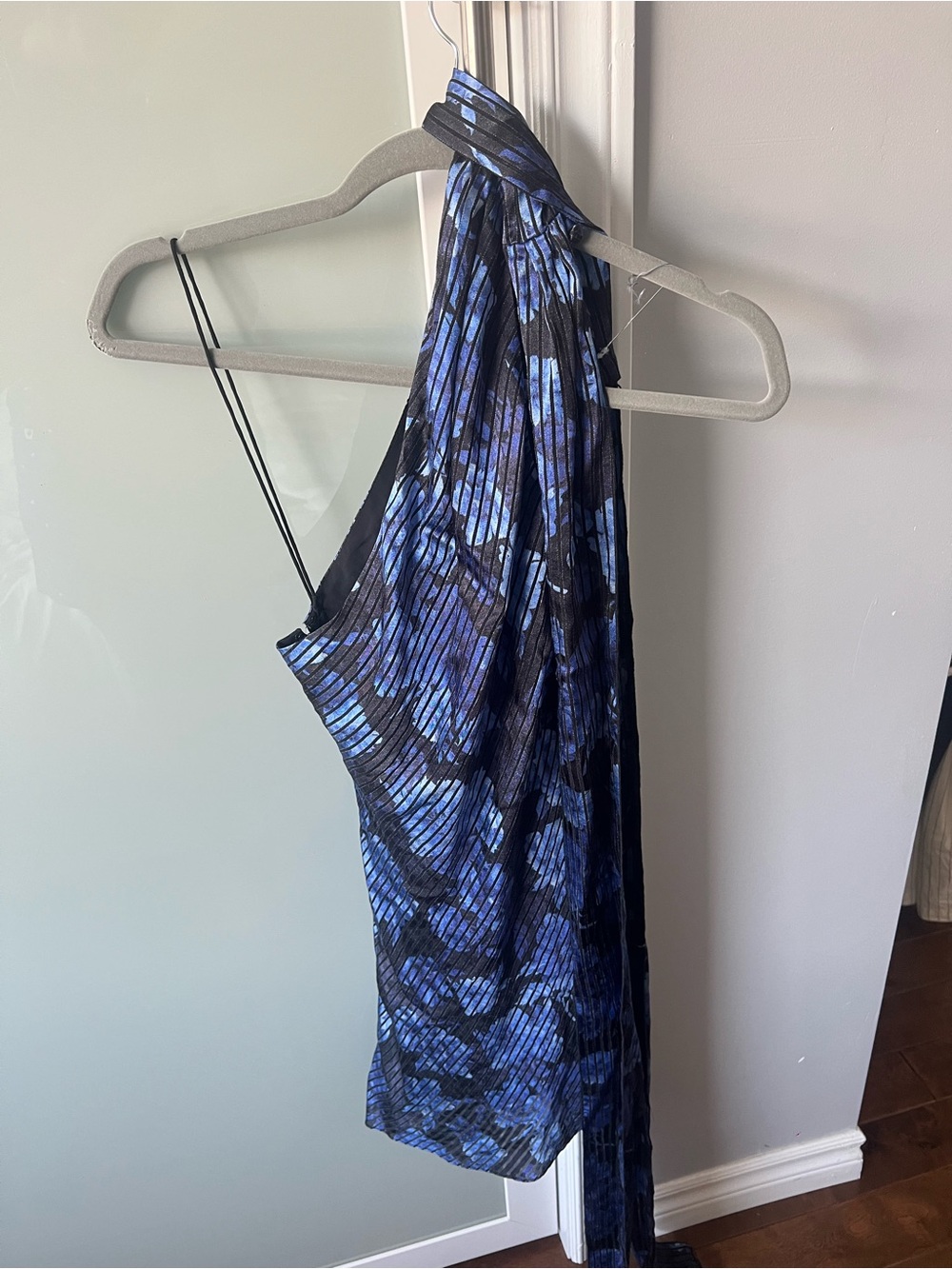 Alice + Olivia Blue and Black Pleated One-Shoulder Mini Dress
